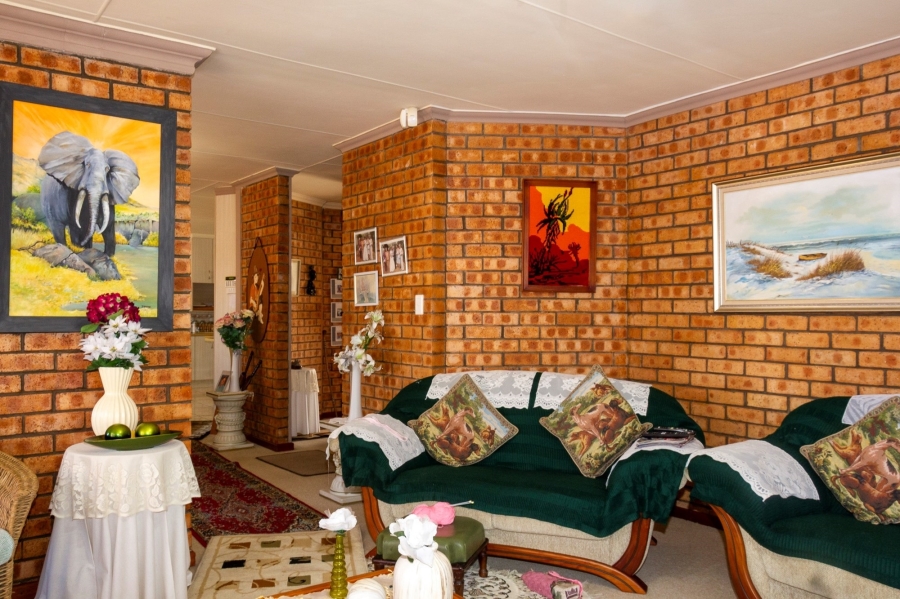 9 Bedroom Property for Sale in East Bank Eastern Cape
